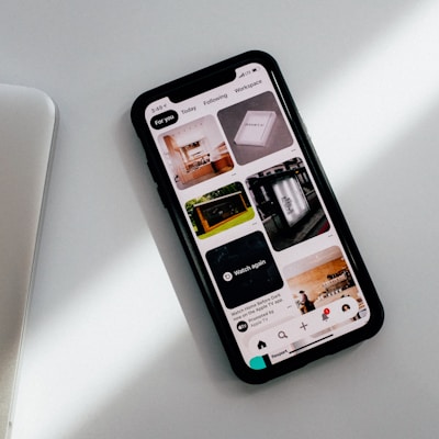 Aurum MagSafe Wireless Charger